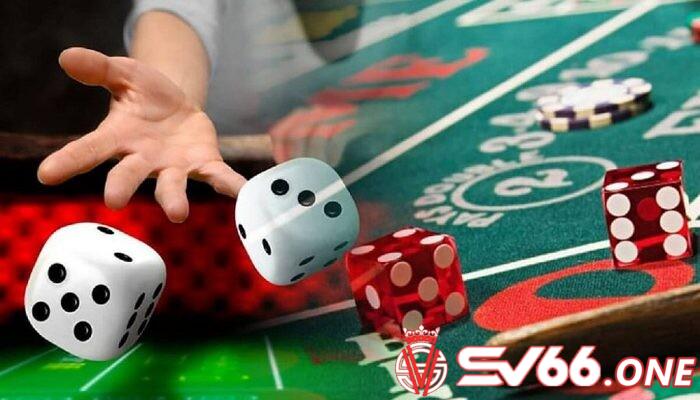 Bên cạnh luật chơi thì những thuật ngữ casino cũng là điều anh em cần nắm được